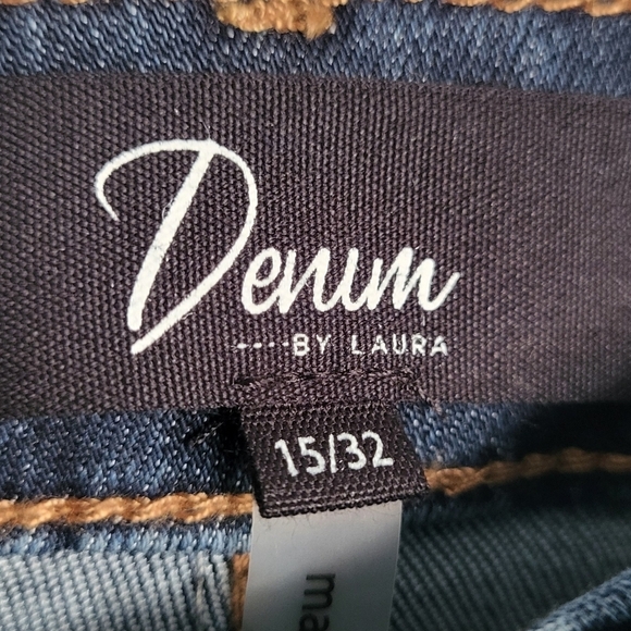 Denim by Laura Distressed Buttonfly Bootcut Jeans - Picture 5 of 10